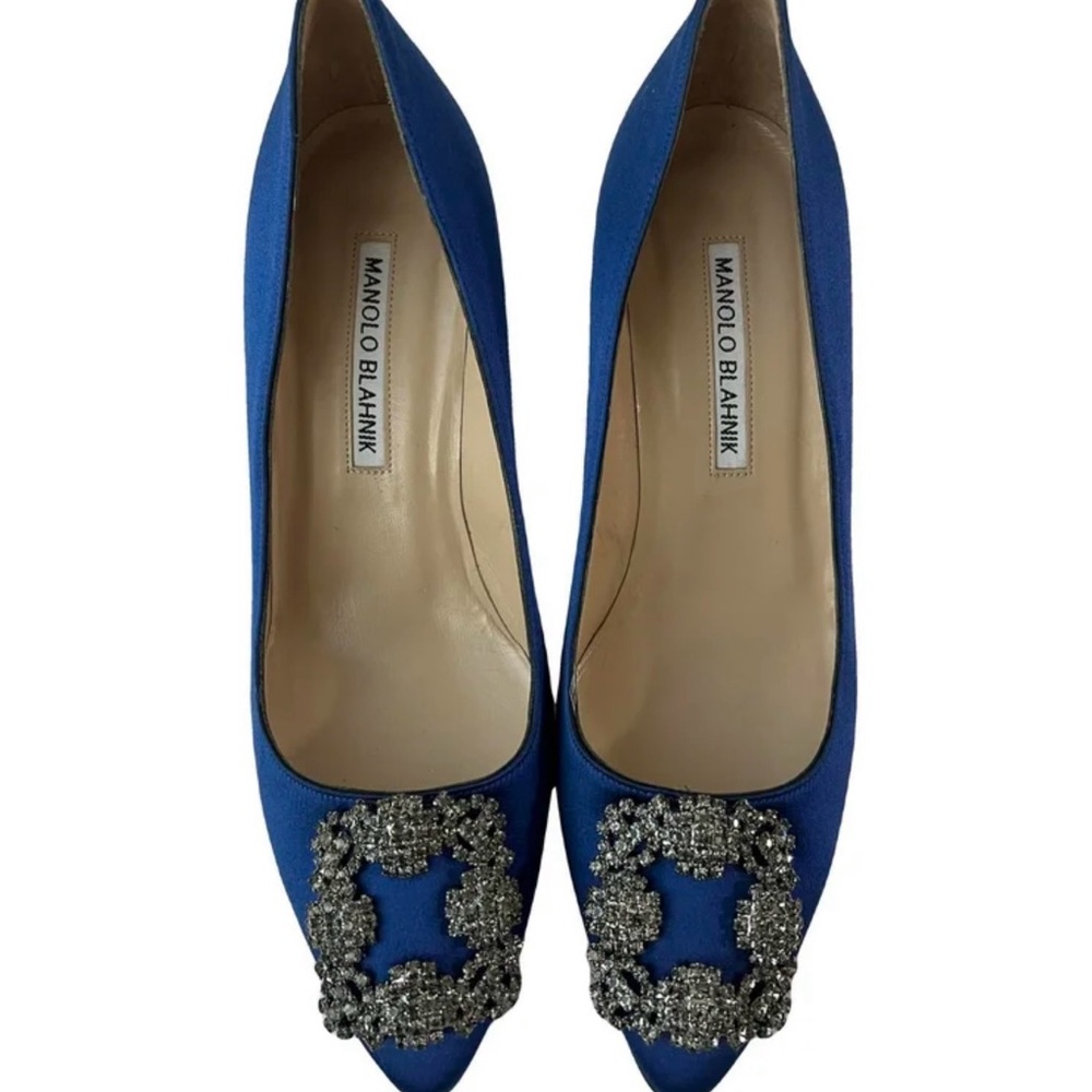 Manolo Blahnik Hangisi blue silk heels